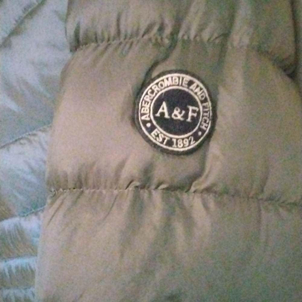 Abercrombie & Fitch steel  grey down lightweight puffer jacket.Size small. - Picture 5 of 15